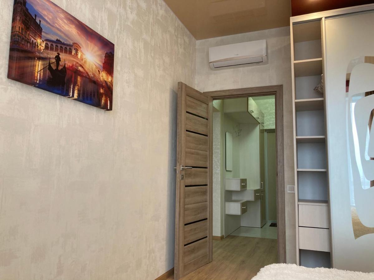 Ferienwohnung Omega 6 Odessa Exterior foto